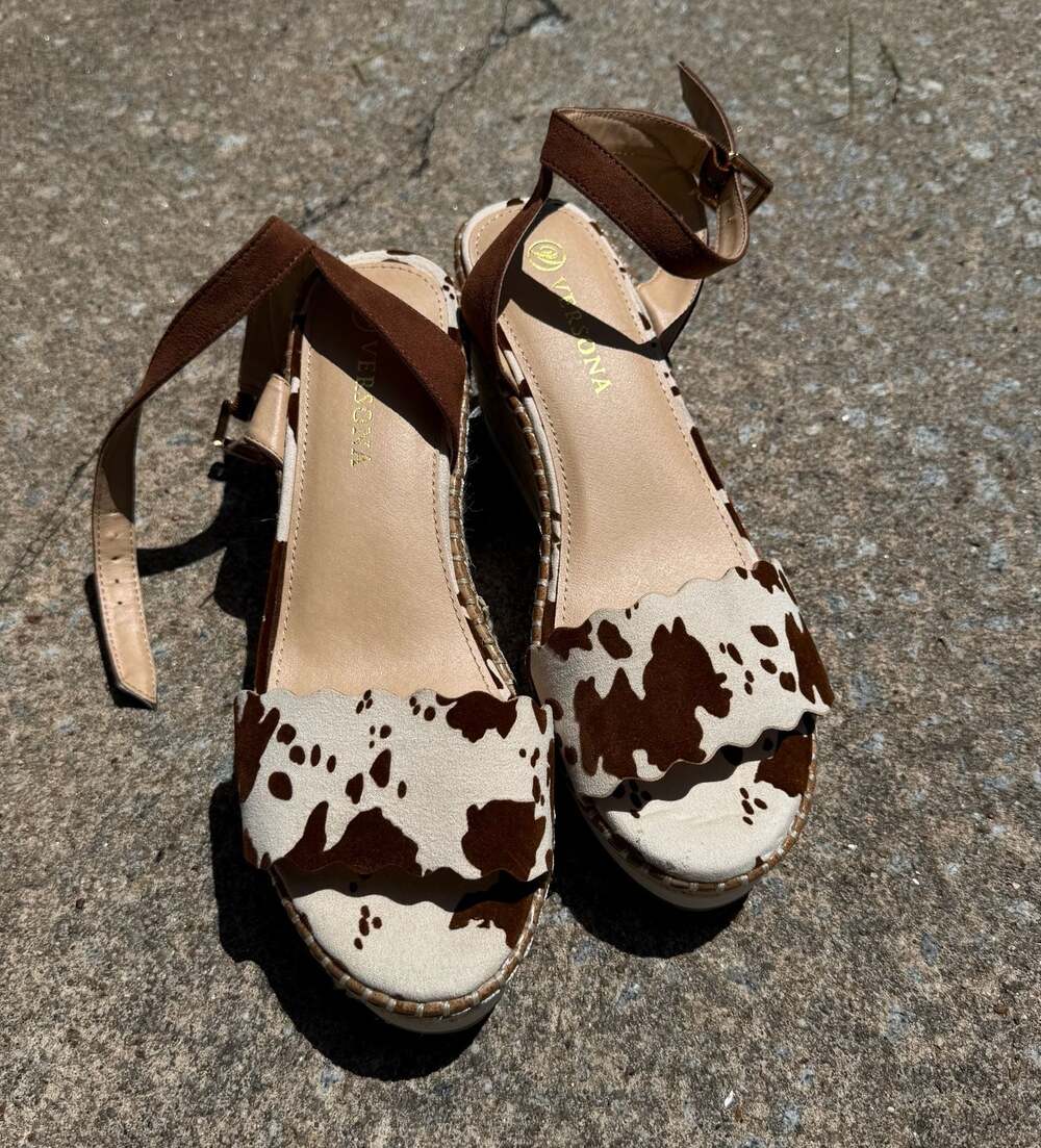 Versona Cow Print Scalloped Edge Ankle Strap Espadrille Wedges 8.5